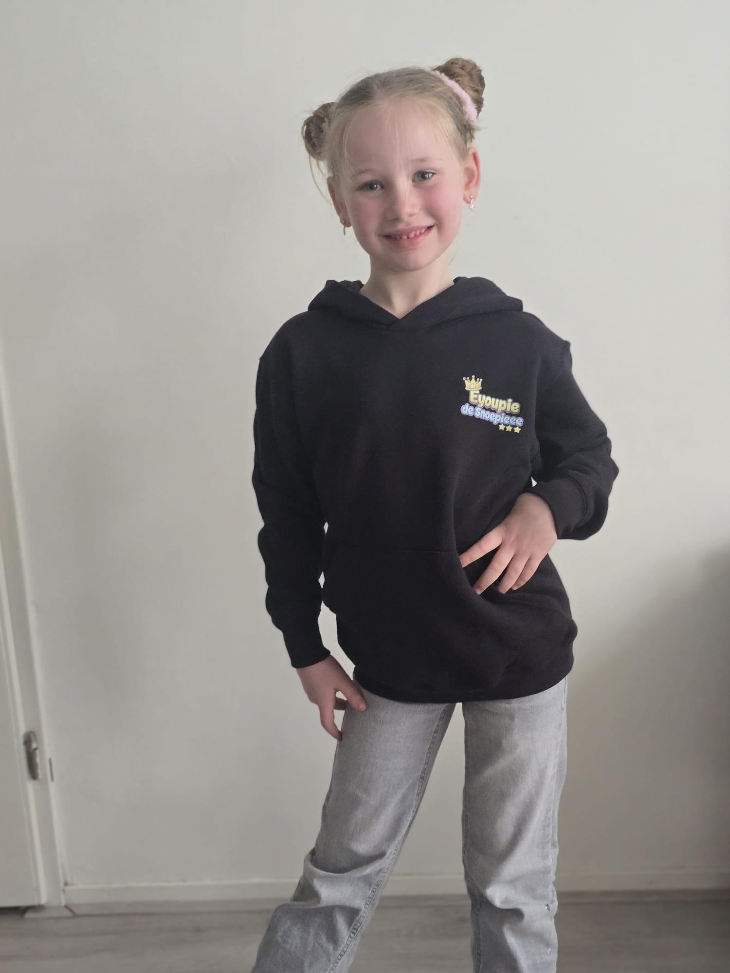 Zwarte kids hoodie voorkant